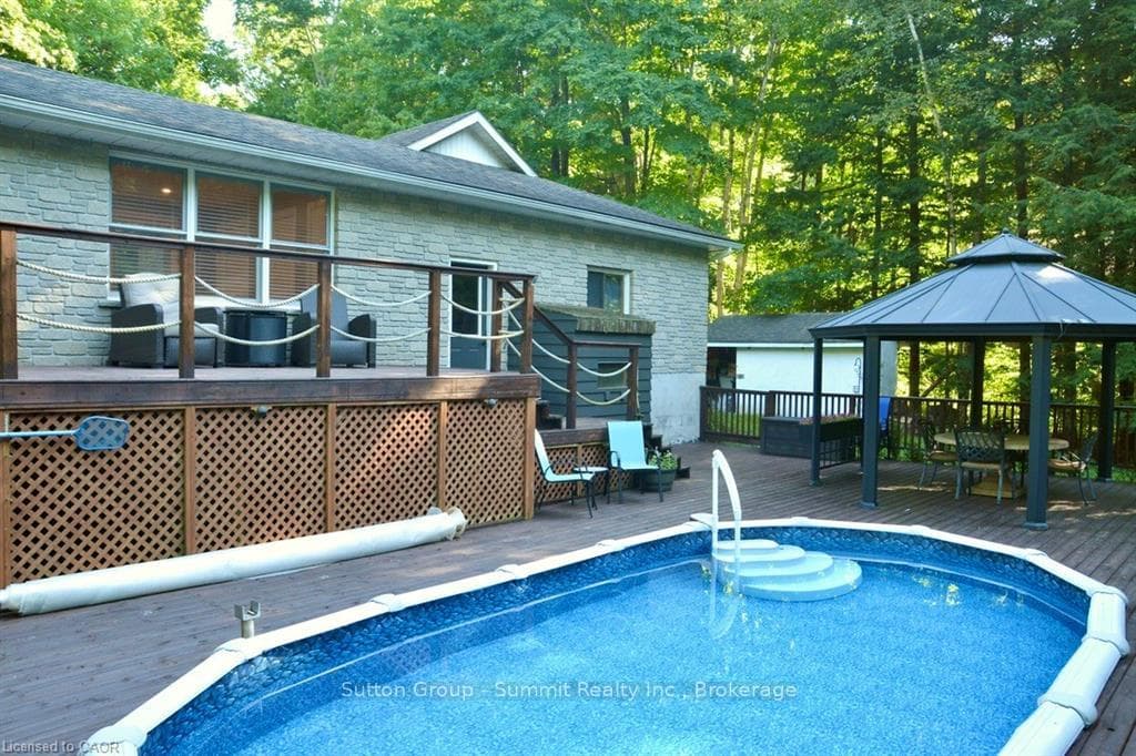 79 KINGFISHER Crescent photo 33