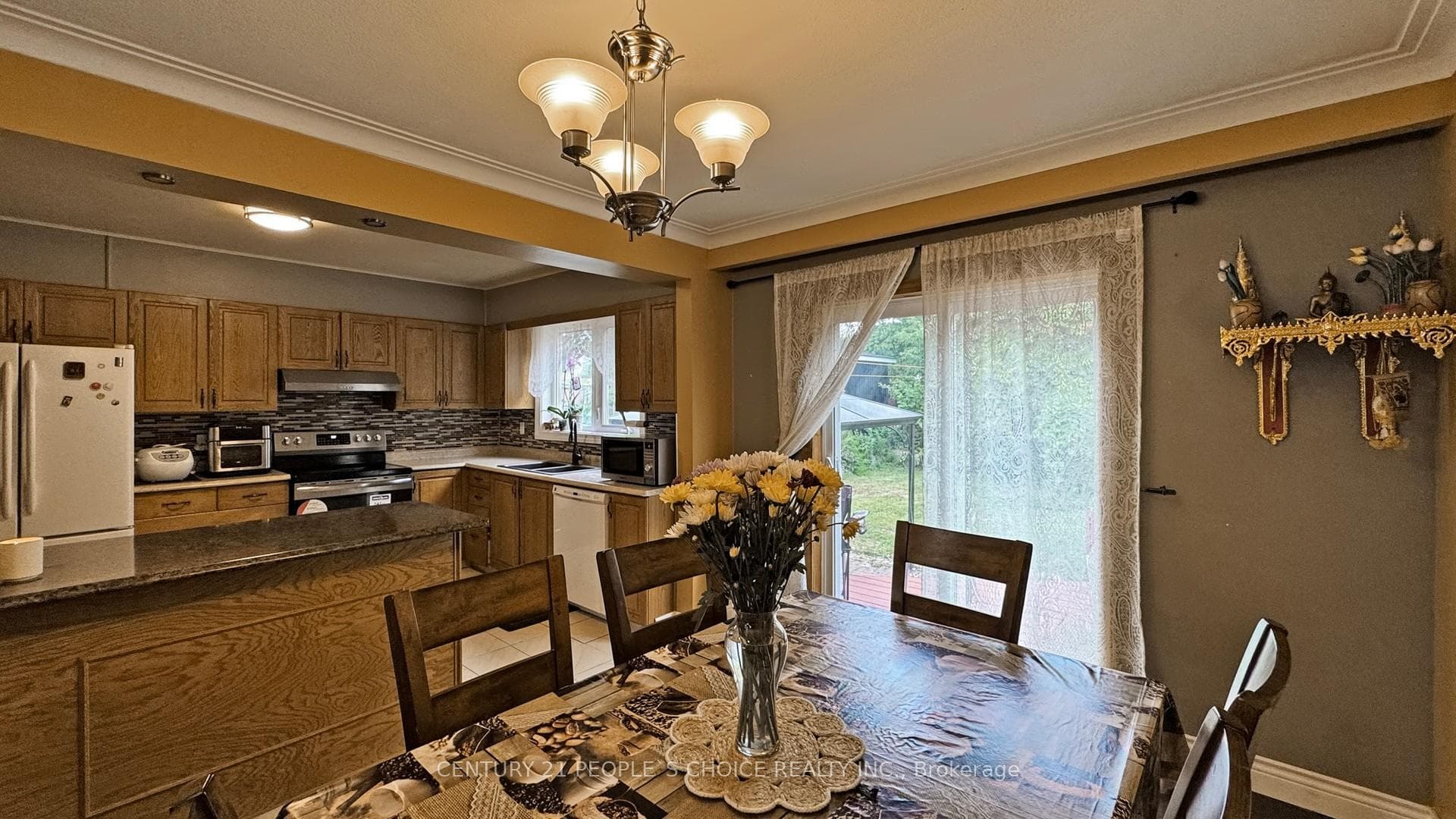 37 Foxrun Avenue photo 11