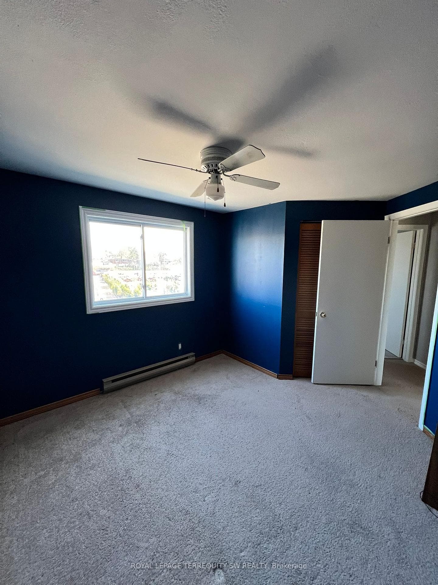 60 Elmsdale Drive Unit 33 photo 14