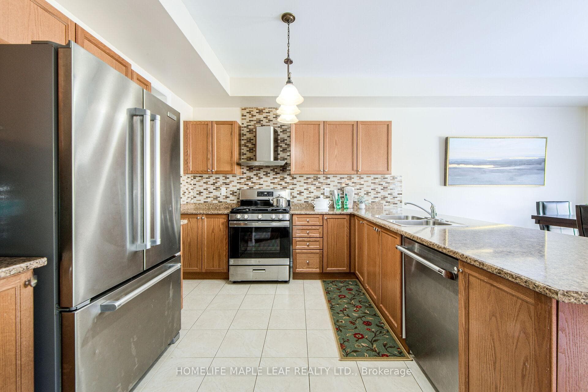 321 Wallace Street photo 20
