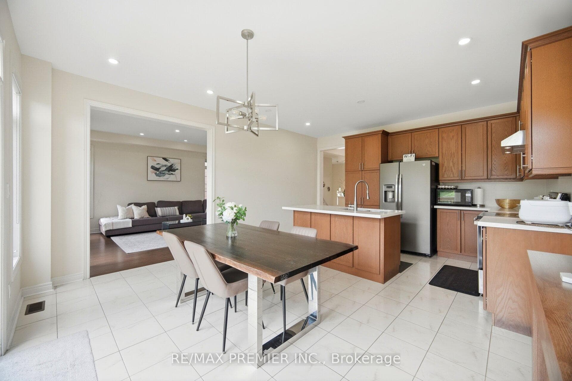 100 Inverness Way photo 11