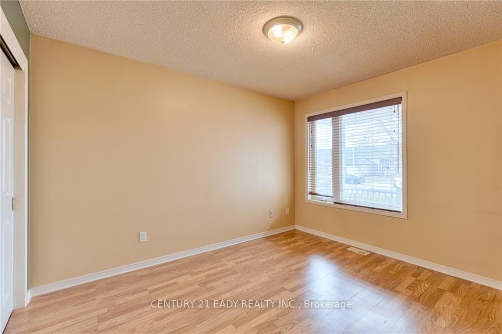 837 EIGHTH Street photo 25