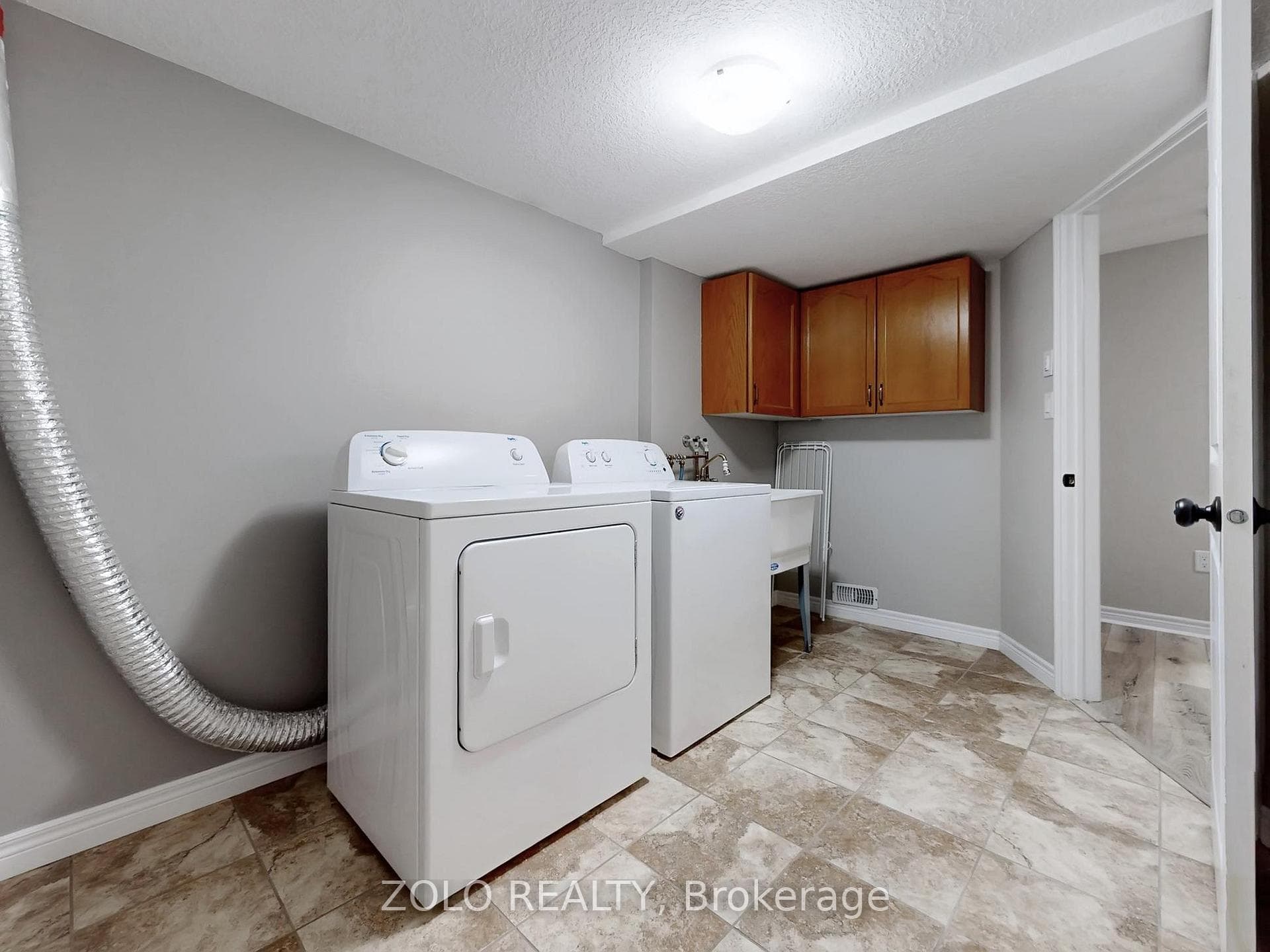 33 Marshall Drive photo 27
