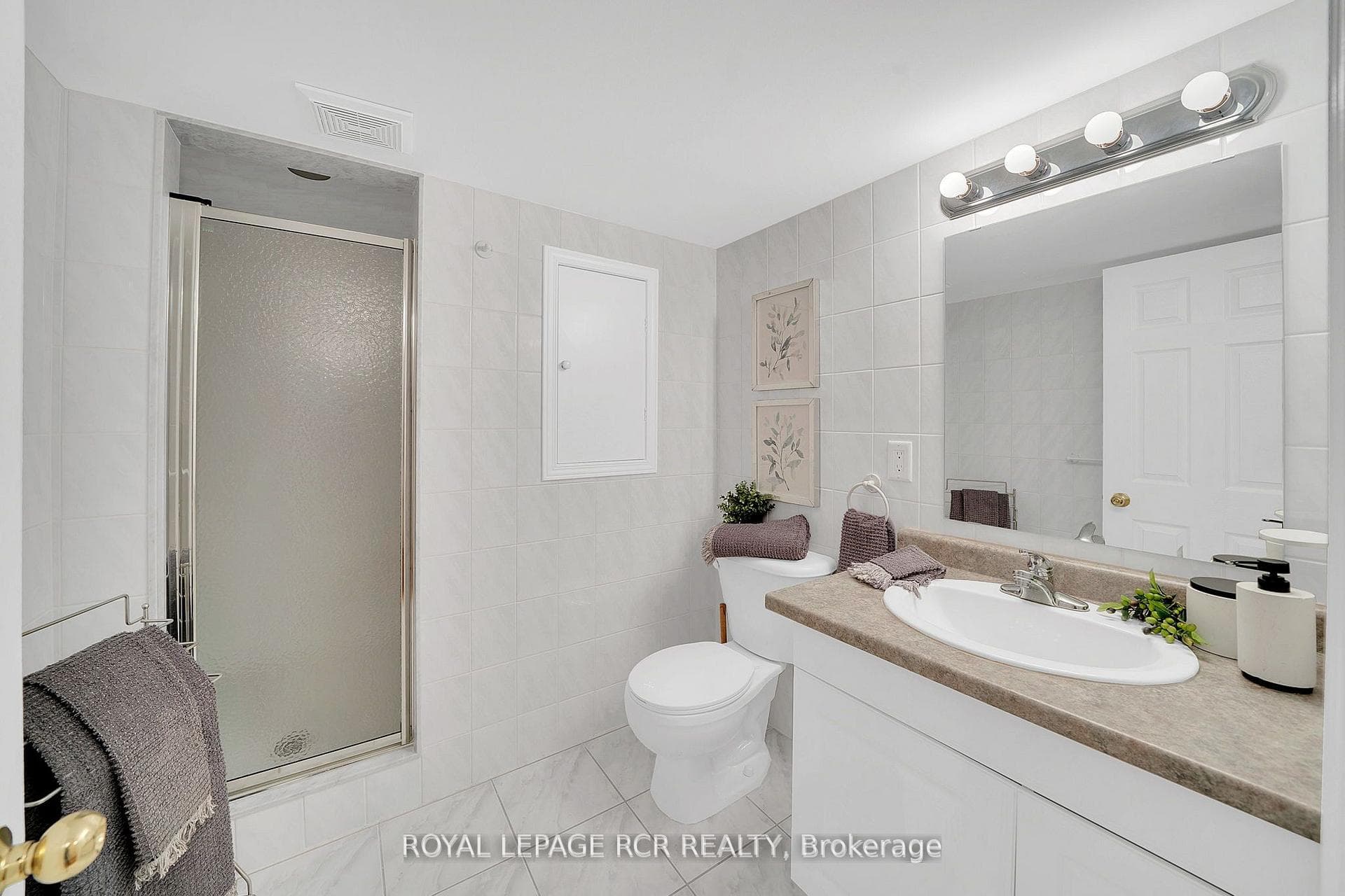 Lower Level - 3-piece Washroom