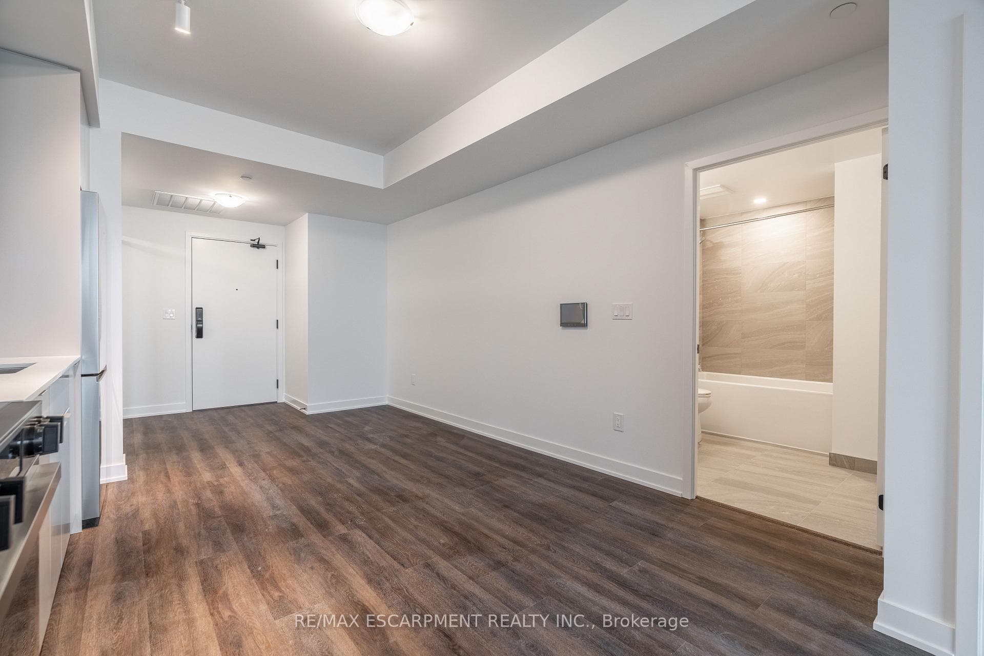 2075 Lakeshore Boulevard Unit 1205 photo 7