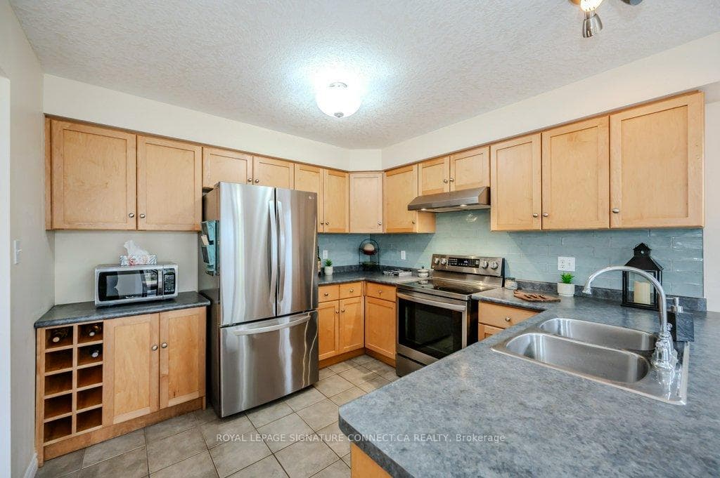 688 Columbia Forest Boulevard photo 13
