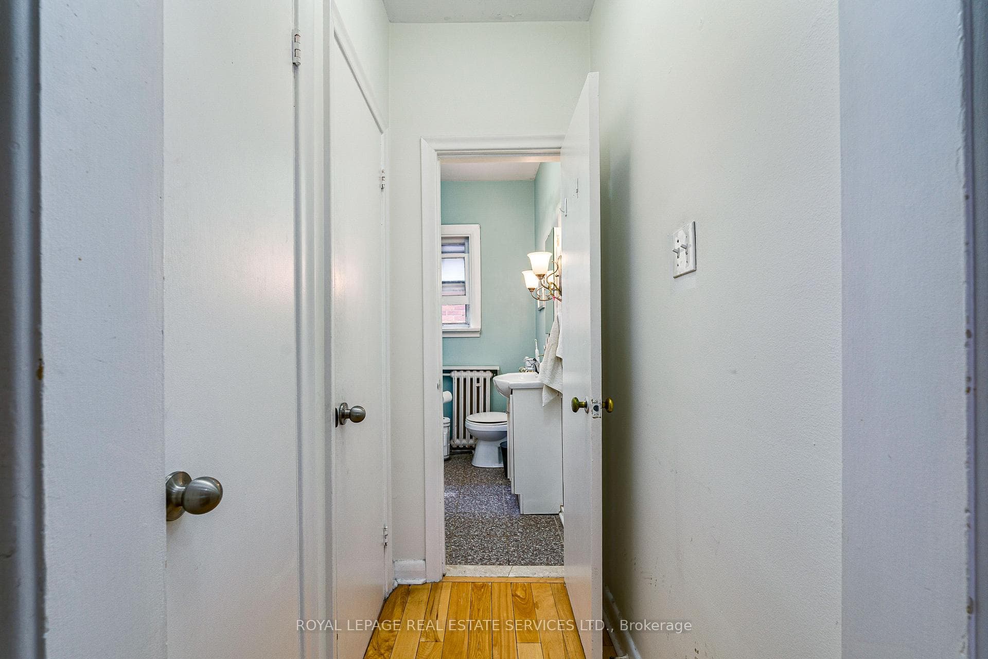 50 Glenrose Avenue Unit 4 photo 9