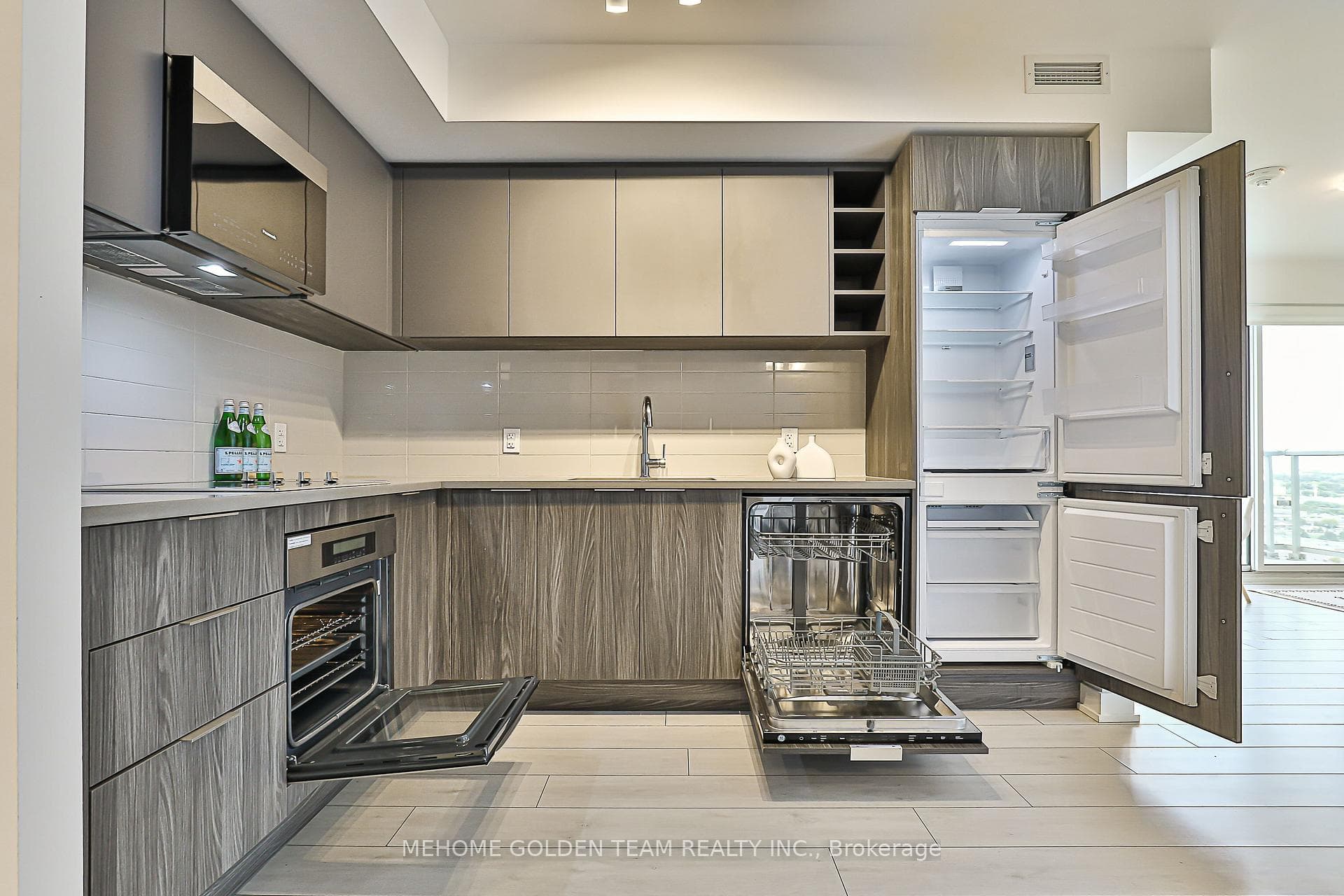 2033 Kennedy Road Unit 2808 photo 10