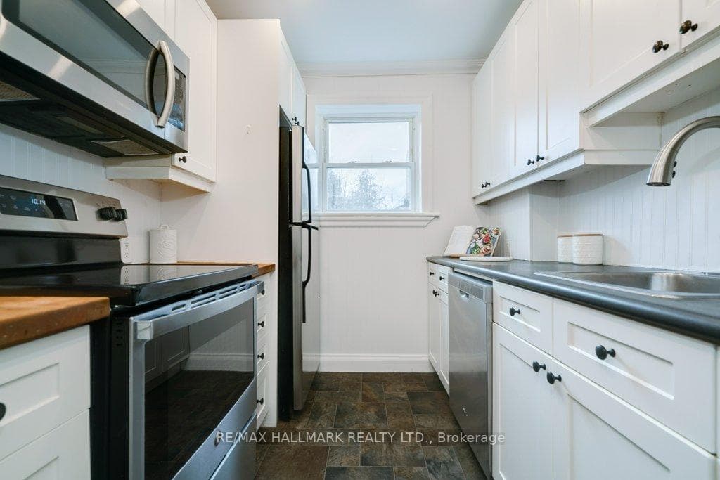 17 Balfour Avenue photo 10
