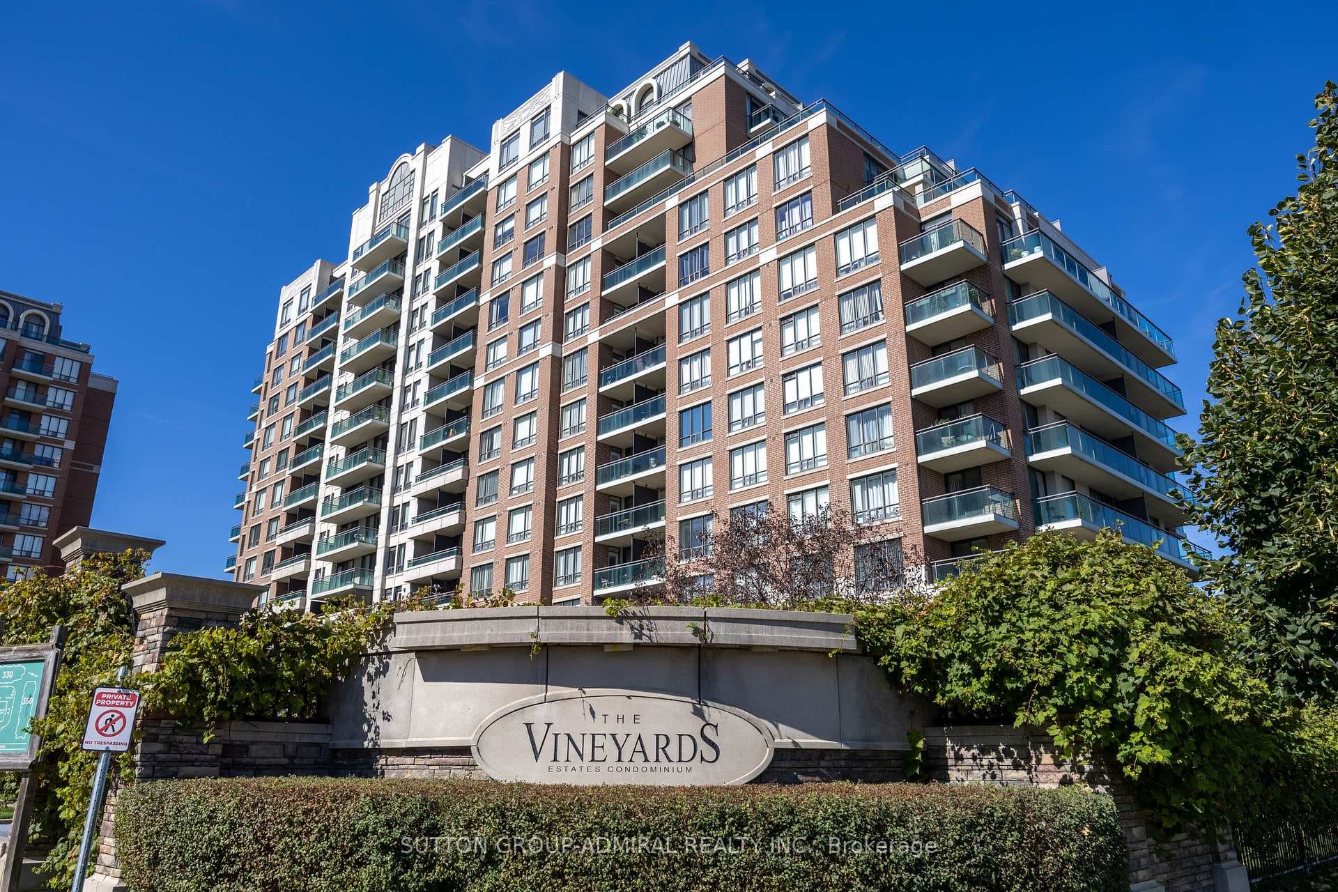 350 Red Maple Road Unit 714 photo 1