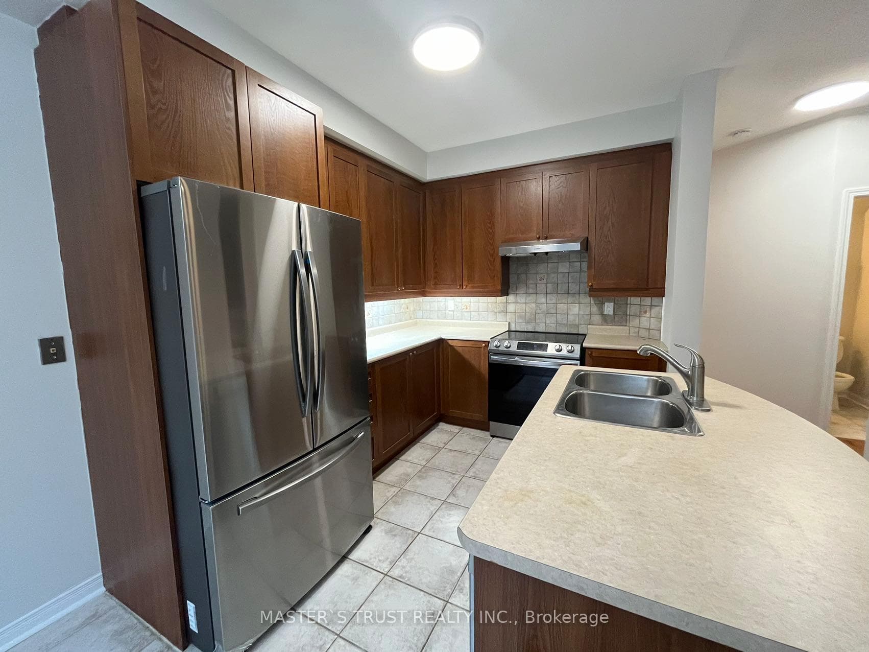 100 Elgin Mills Road Unit 40 photo 9