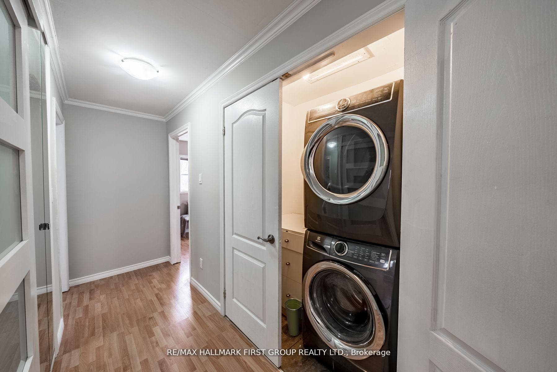 22 Kinsmen Court photo 25