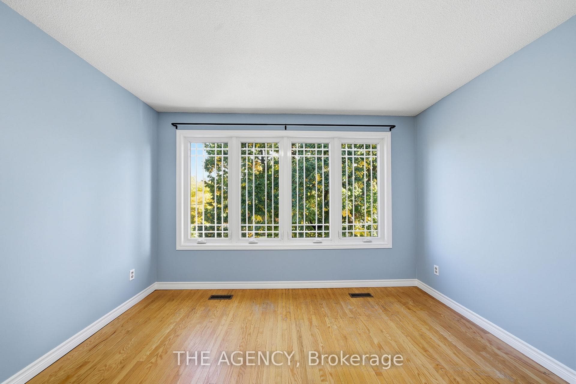 8A Maryland Boulevard photo 30