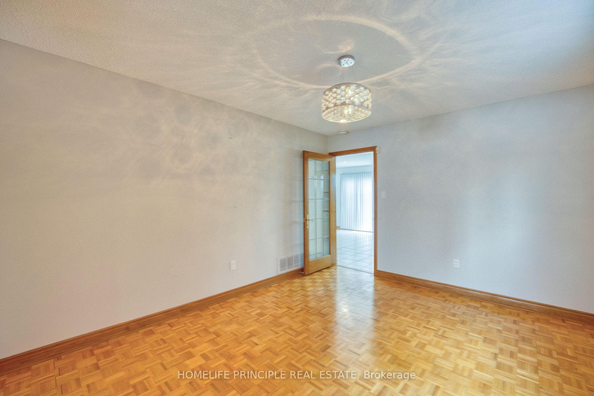 57 Cabaletta Crescent photo 12