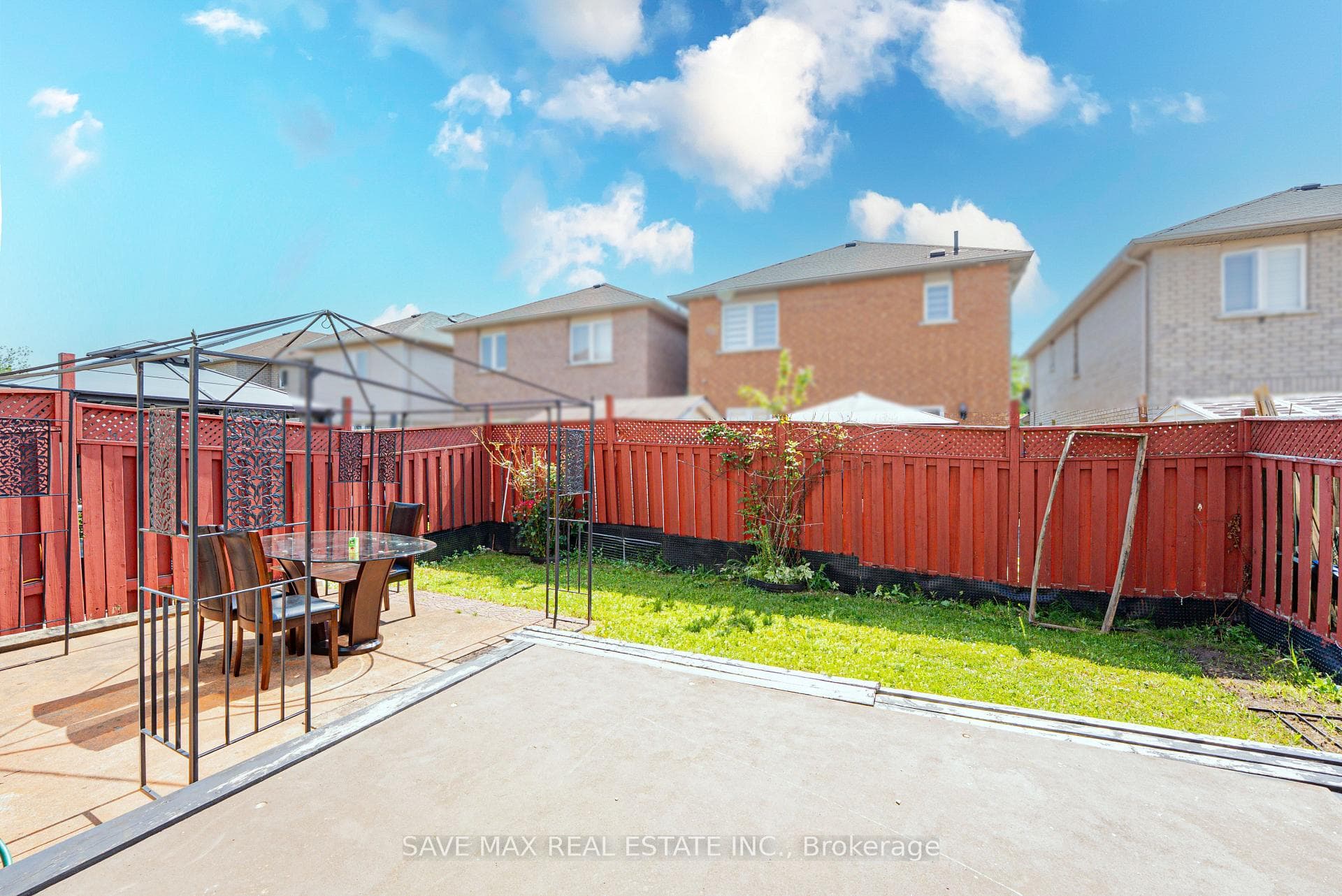 18 Salonica Road Unit Upper photo 16