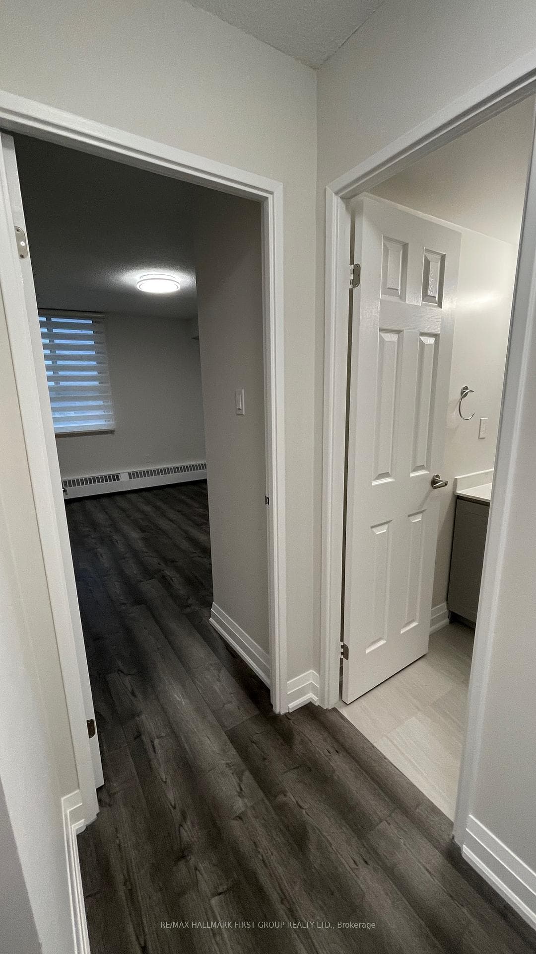541 Blackthorn Avenue Unit 1109 photo 12