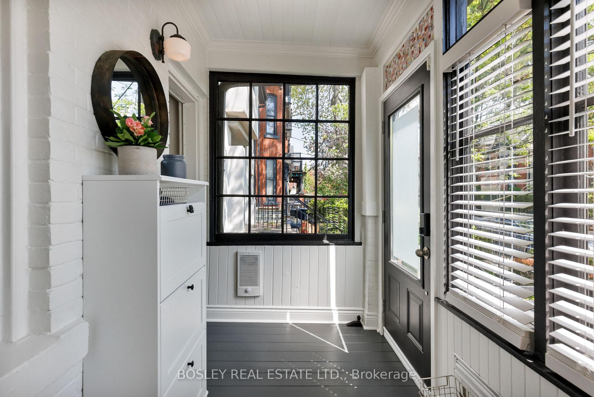 356 Ontario Street photo 5