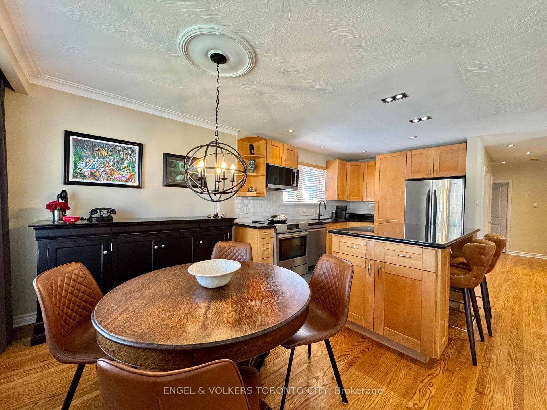 41 Paragon Road photo 6