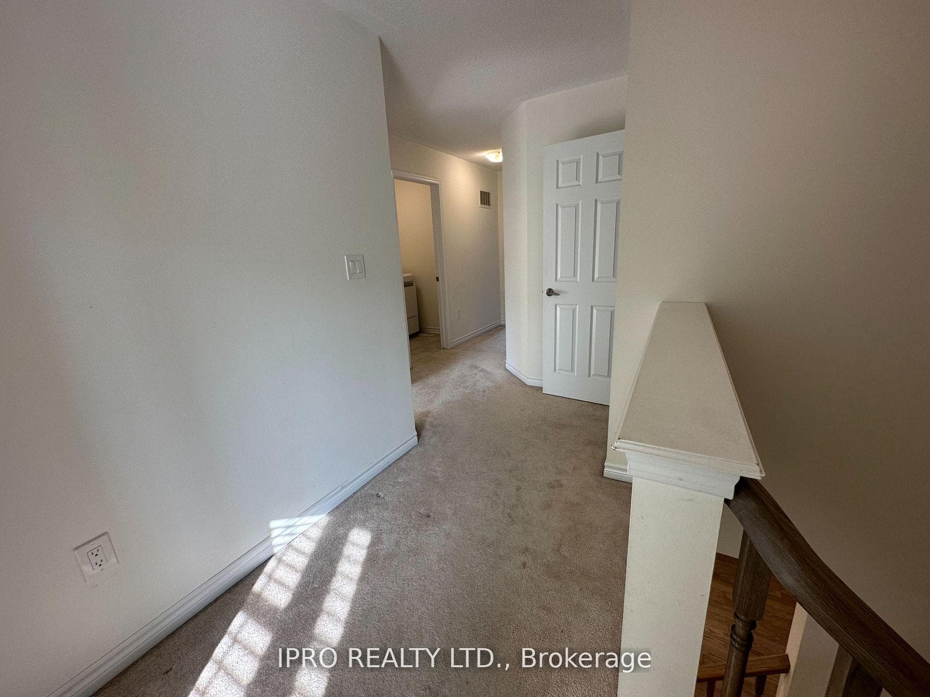 112 Bond Head Court photo 13