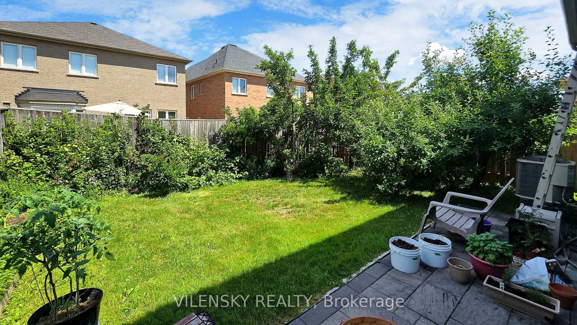 84 Ravel Drive photo 25