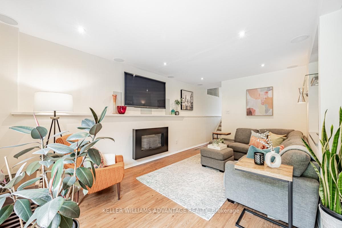 37 Firth Crescent photo 5
