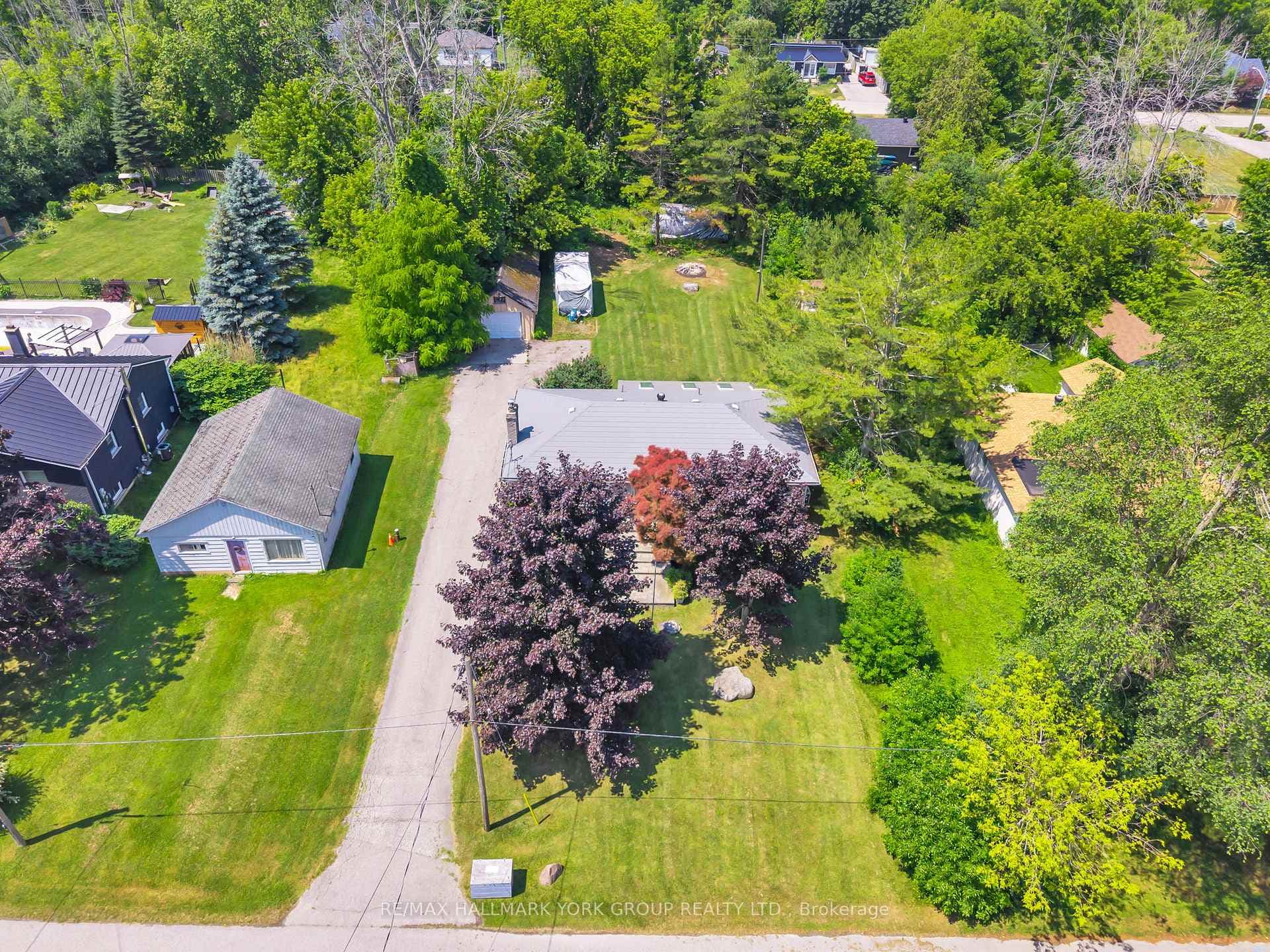 8 Rushton Road photo 43