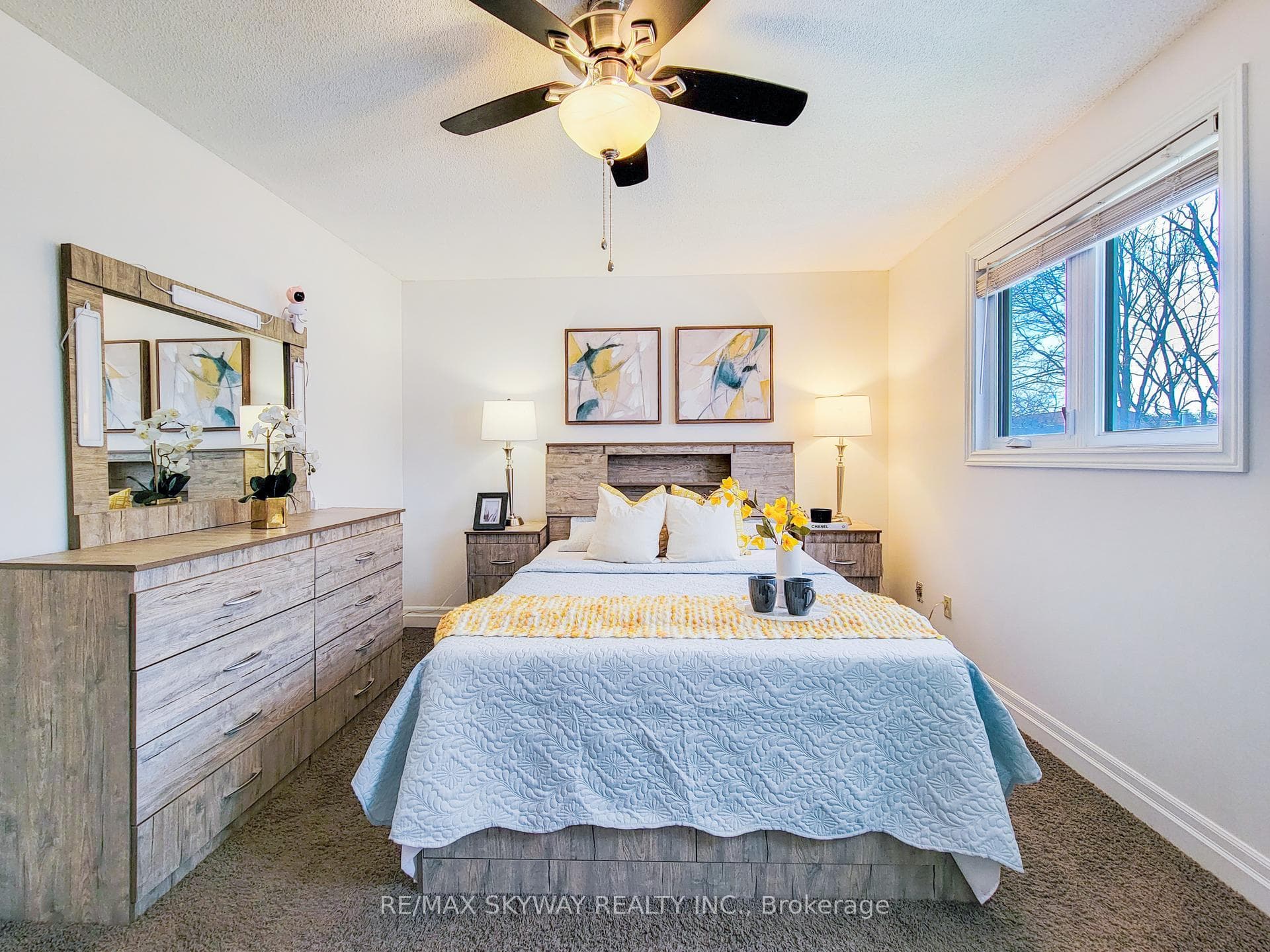 56 Harris Avenue Unit B photo 33