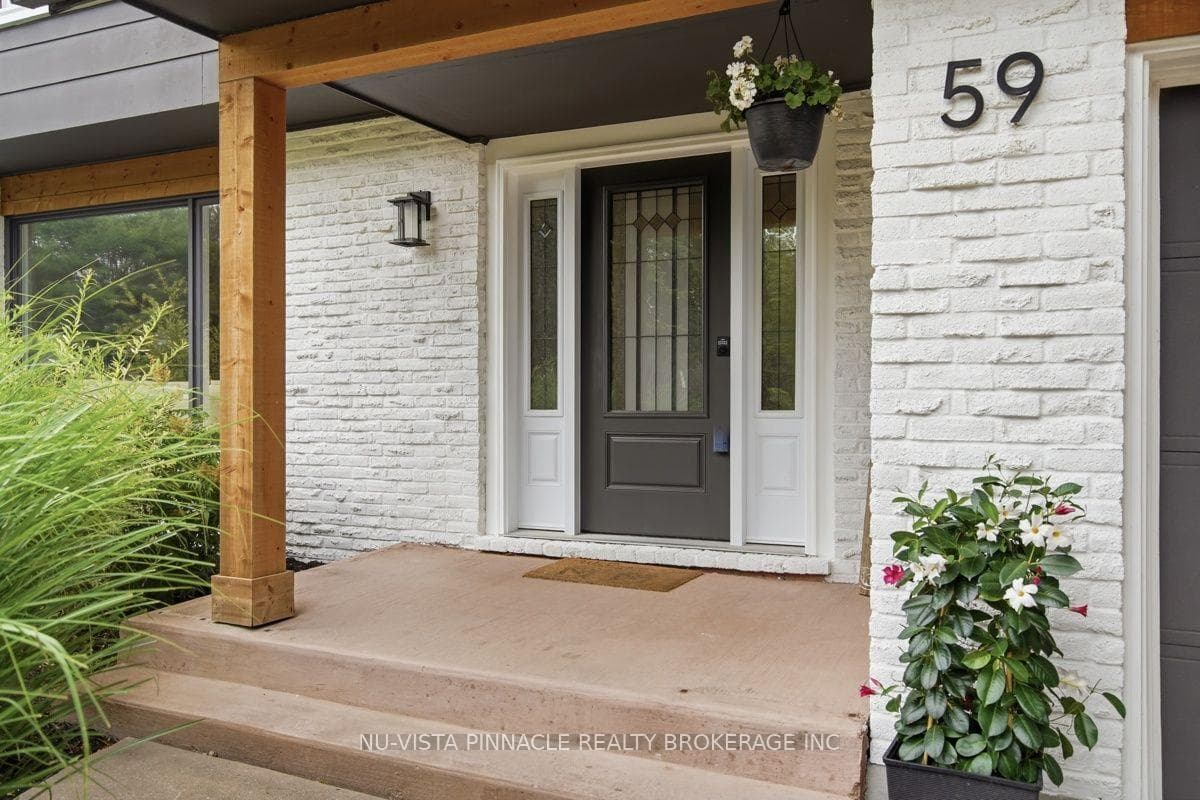 59 Kinnear Crescent photo 4