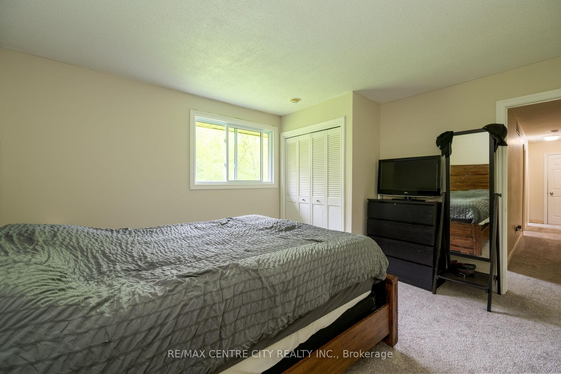 26046 Kerwood Road photo 14