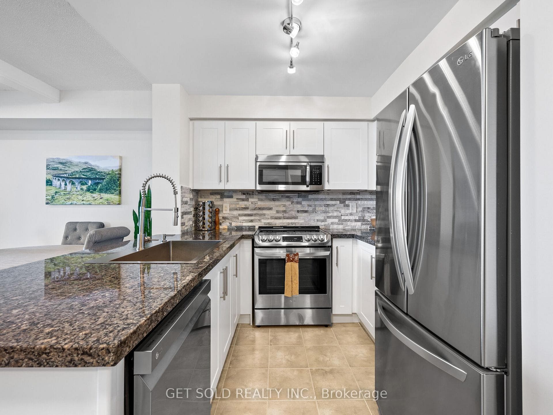 3 Michael Power Place Unit 1808 photo 7