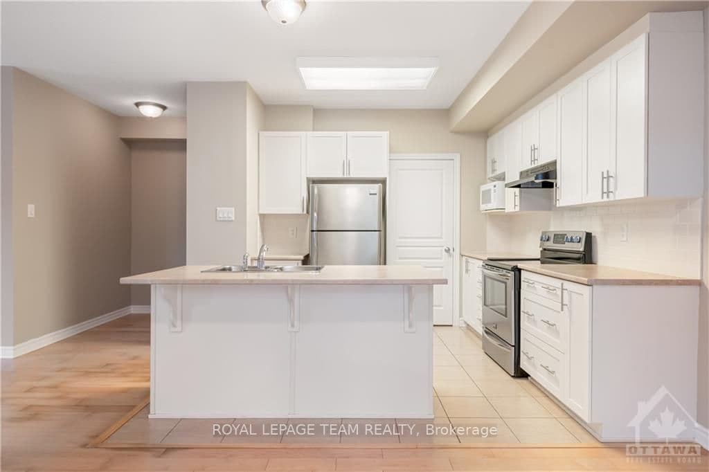 3795 CANYON WALK Drive photo 12