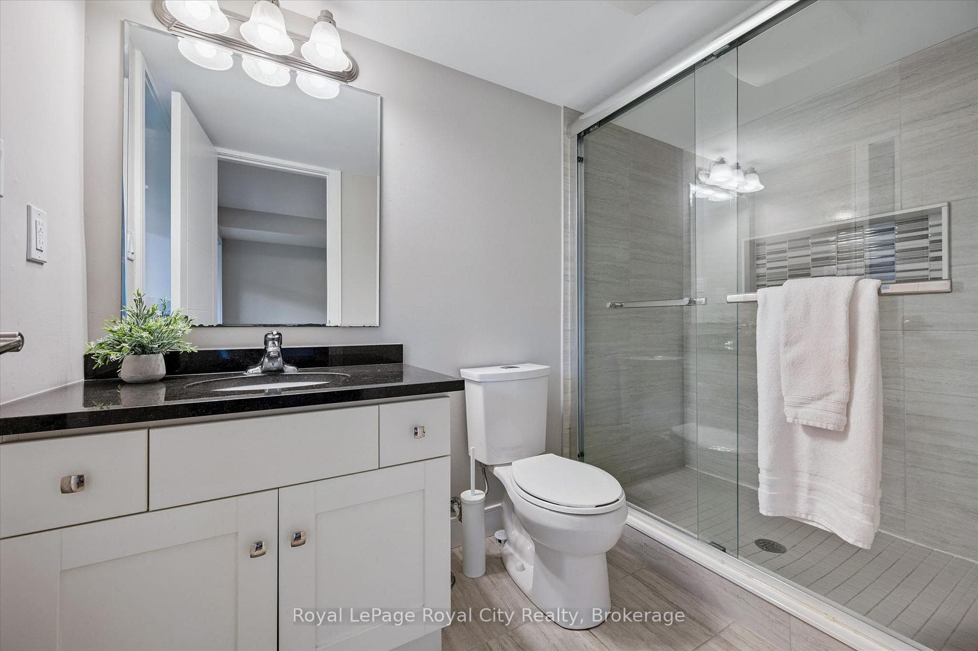 60 Arkell Road Unit 83 photo 34