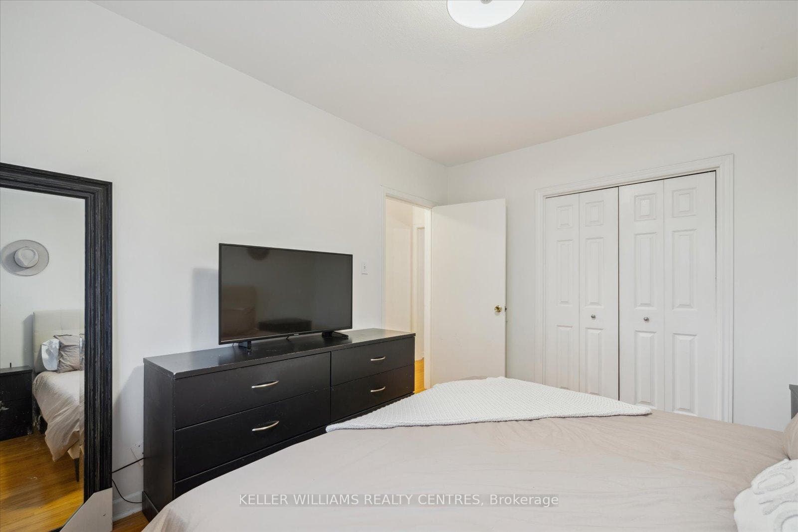 56 Murray Drive photo 21