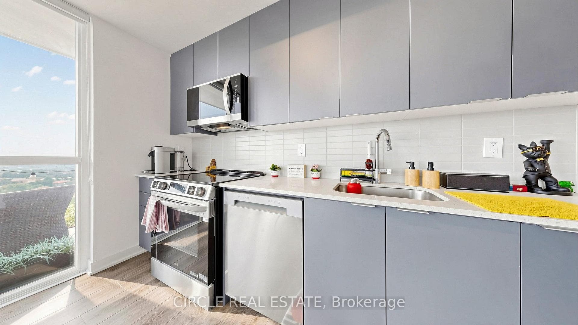 225 Malta Avenue Unit 1303 photo 18