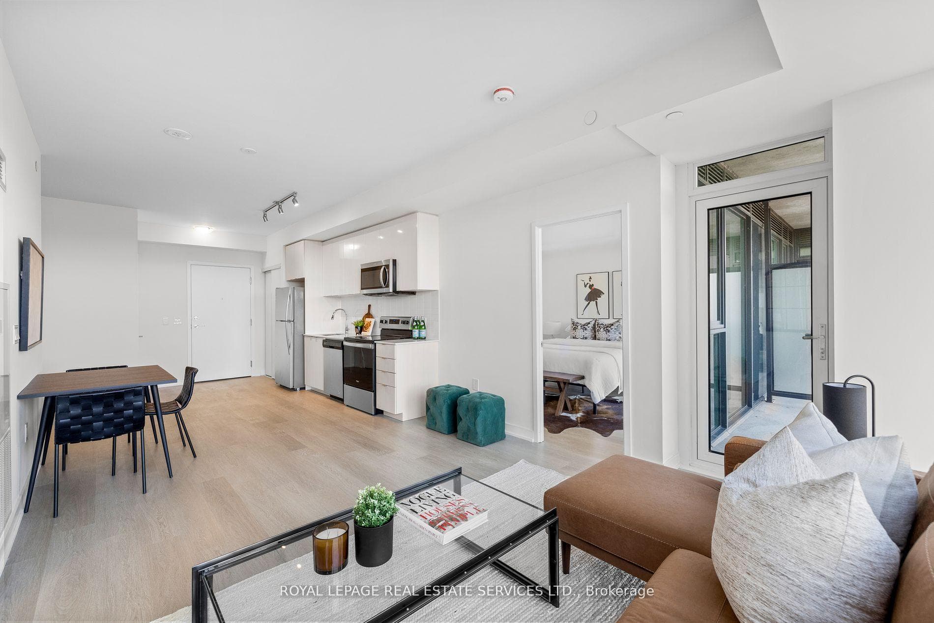 859 The Queensway N/A Unit 716 photo 9