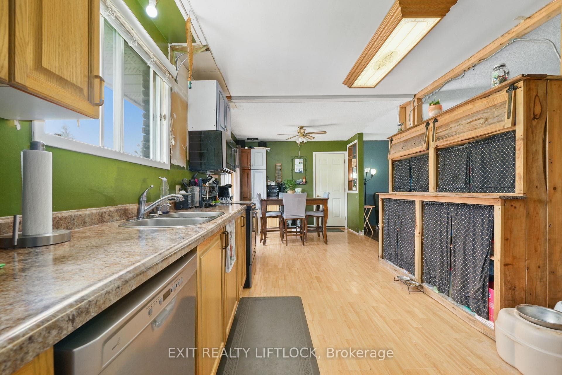 57 Manvers Drive photo 15