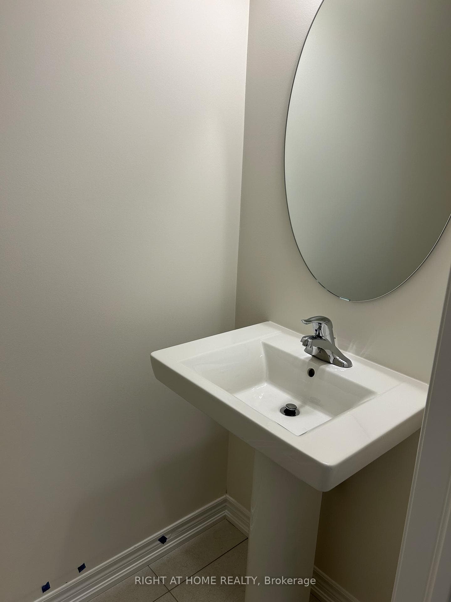 210 Broadacre Drive photo 8