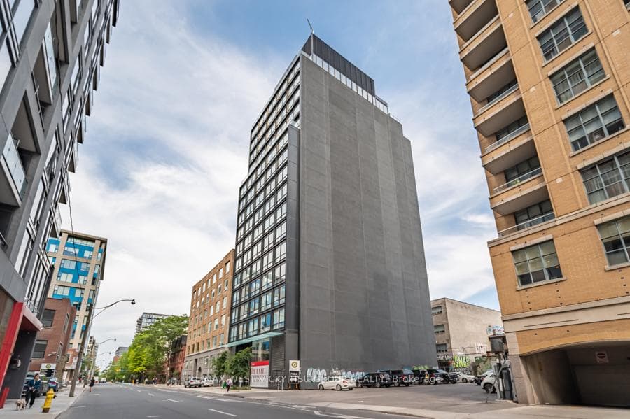 458 Richmond Street Unit 806 photo 1