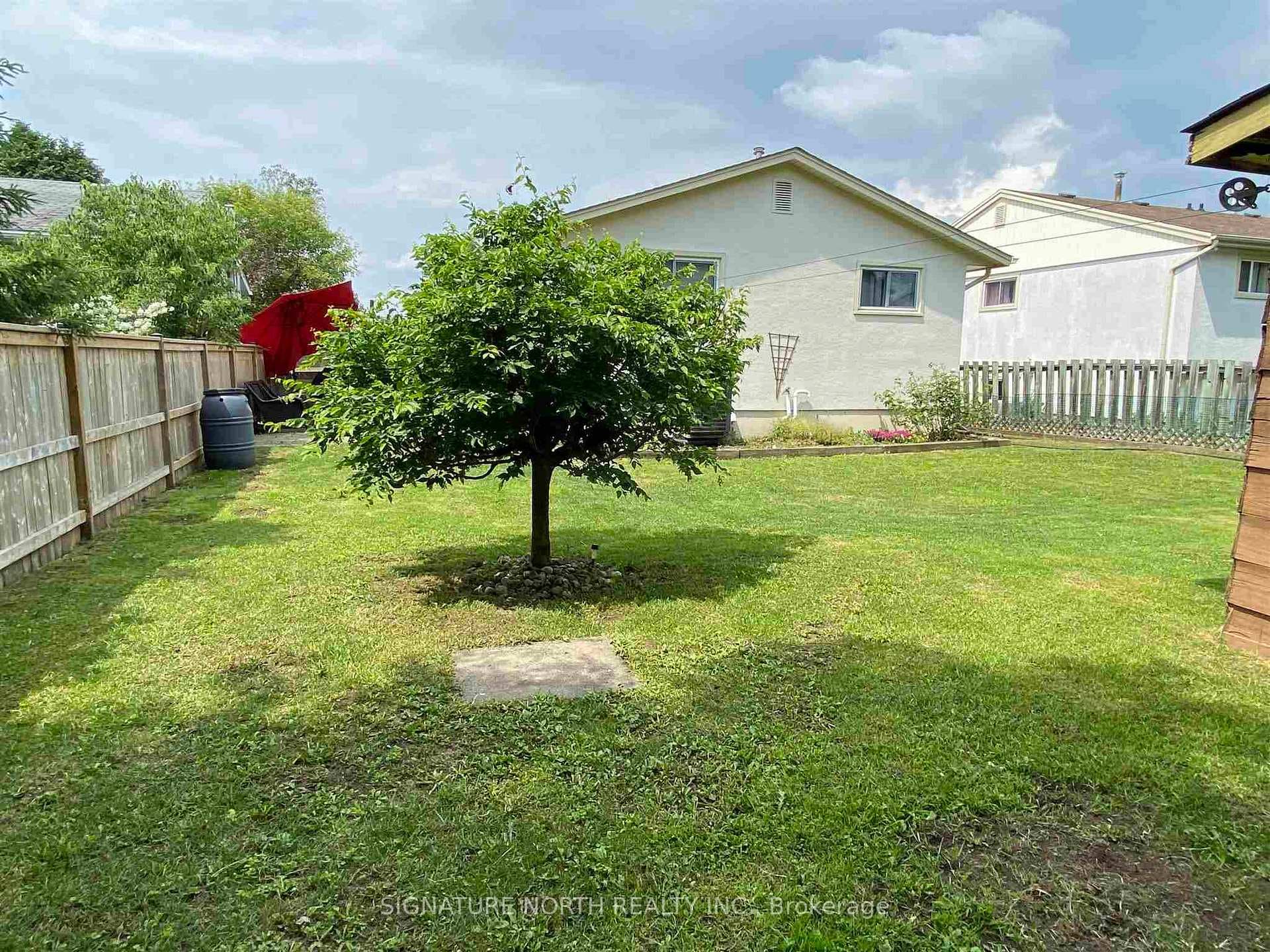 446 Simon Fraser Drive photo 33