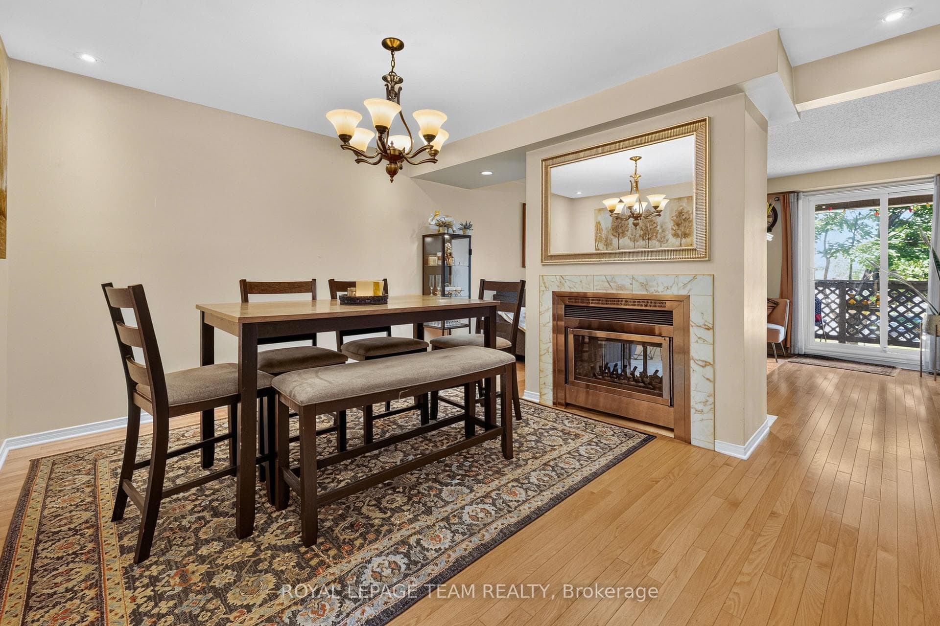 2086 Carling Avenue photo 10