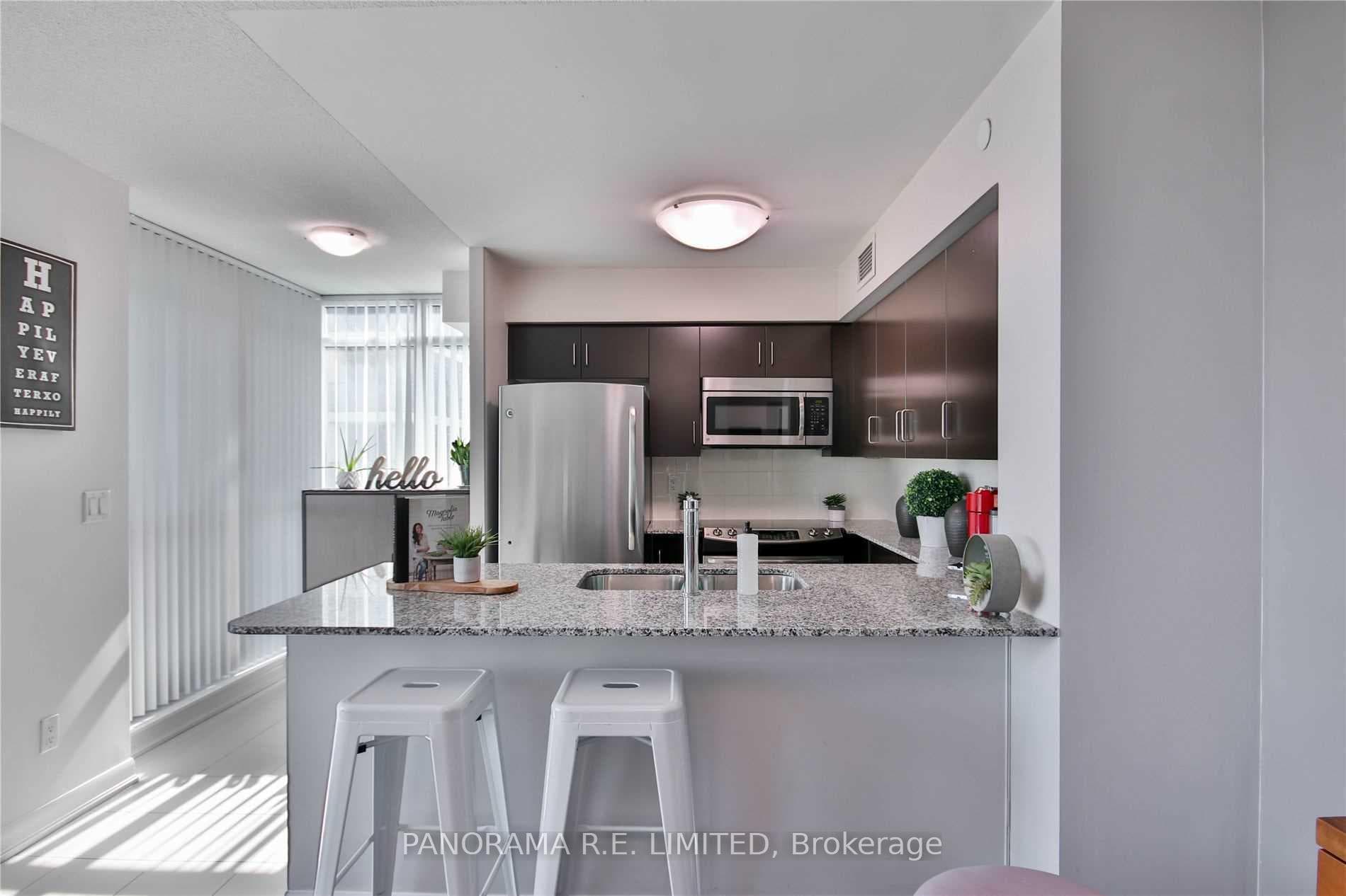 205 Sherway Gardens Road Unit 910 photo 10
