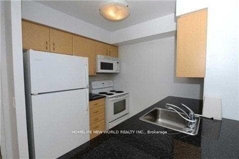 31 Bales Avenue Unit 807 photo 12