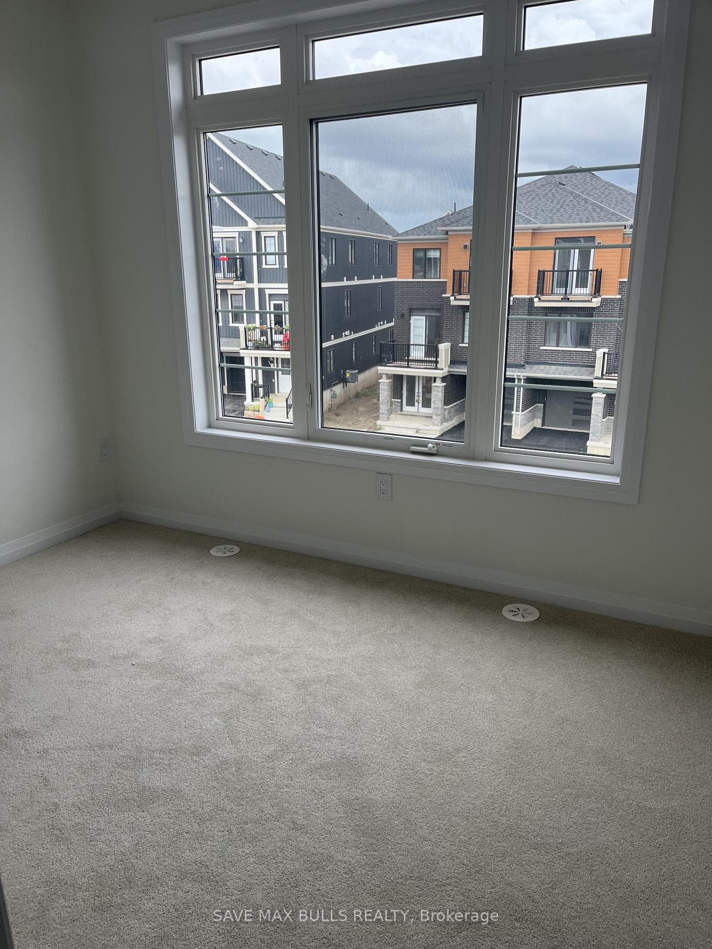 31 Norwich Crescent photo 6