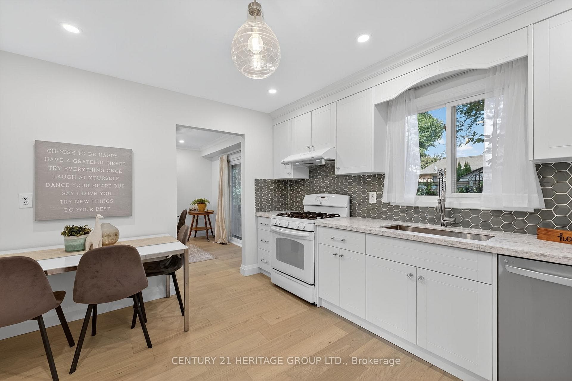 57 Stoddart Drive photo 16