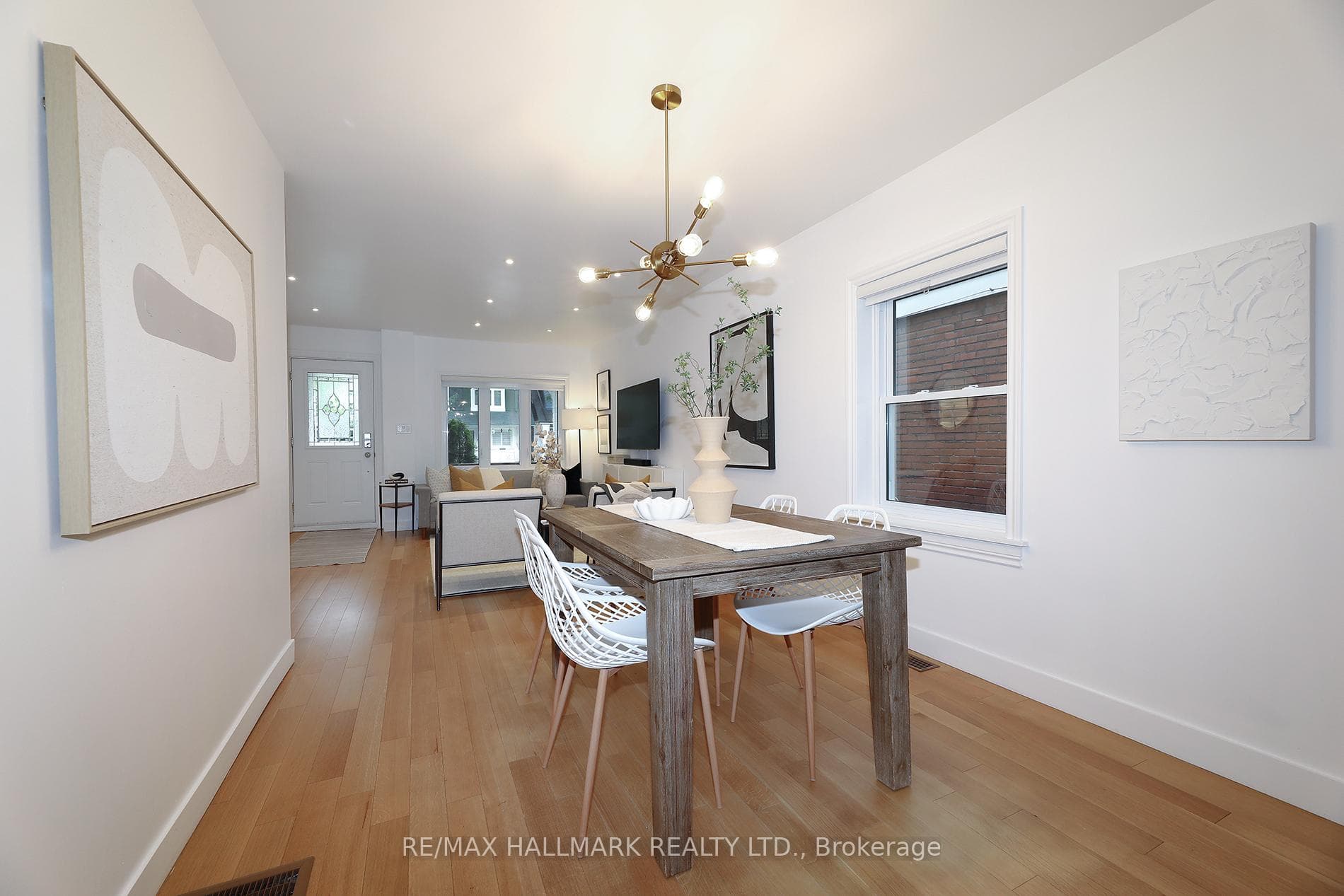 339 Scarborough Road photo 13
