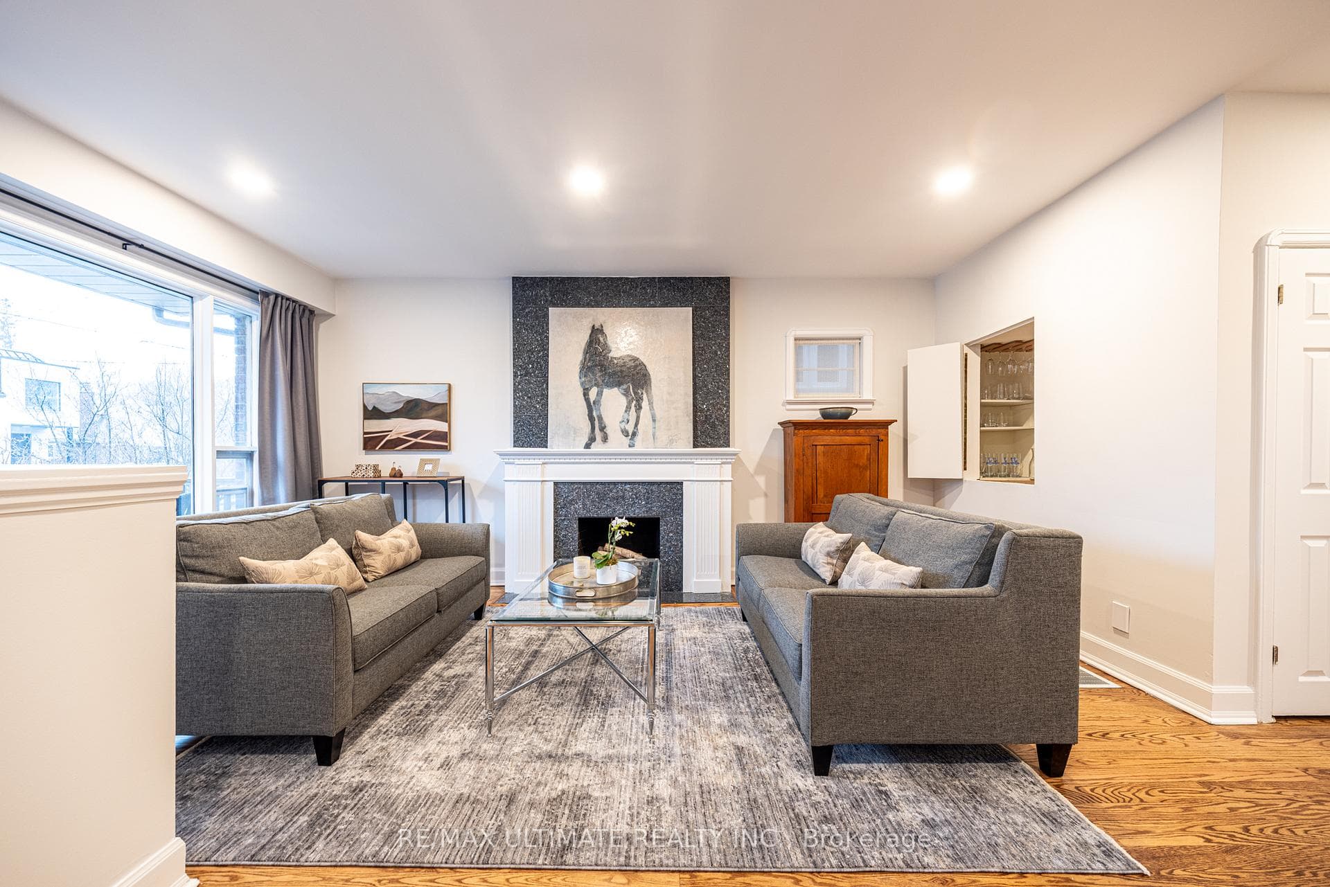156 Glenvale Boulevard photo 4