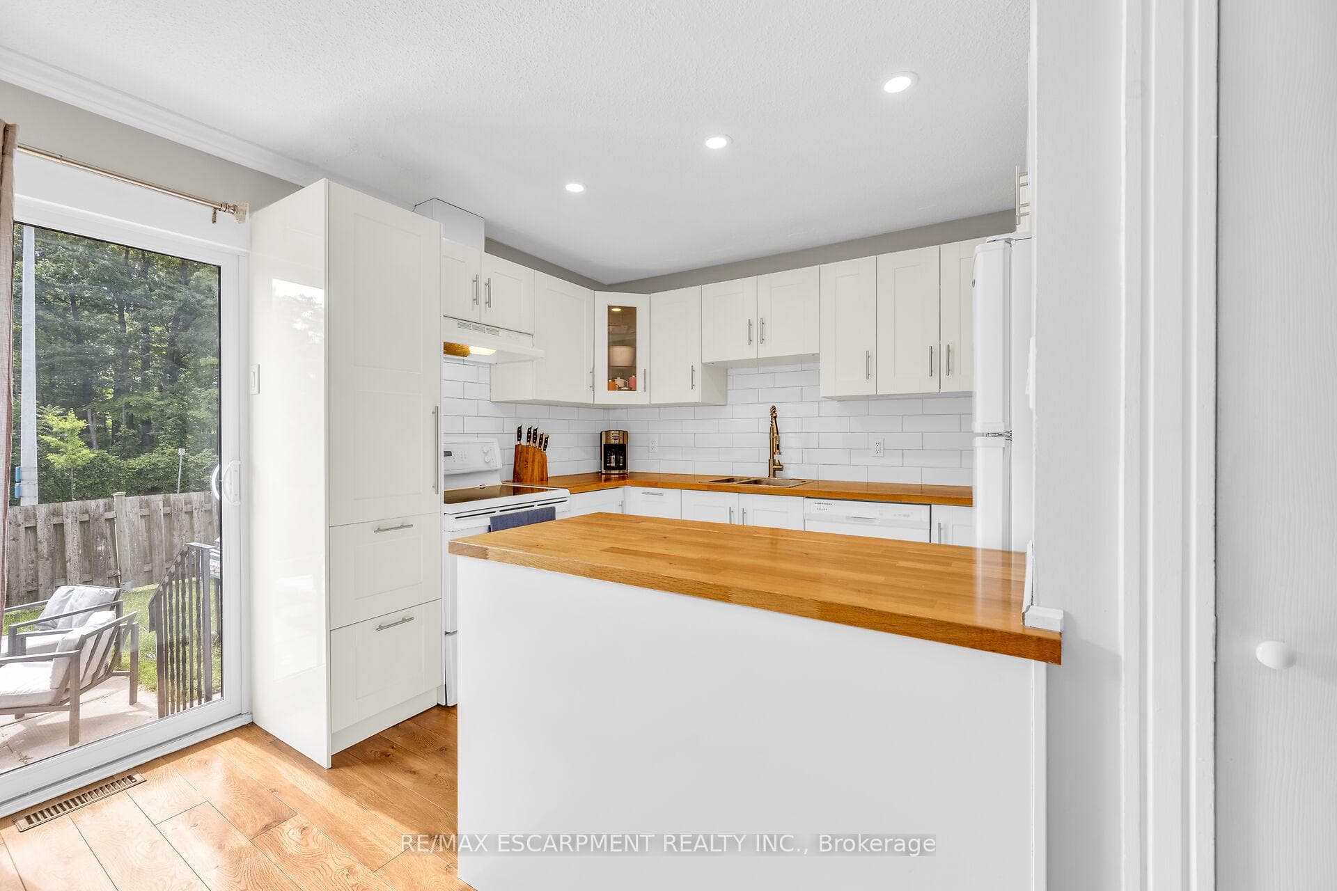 1300 Upper Ottawa Street Unit 40 photo 5