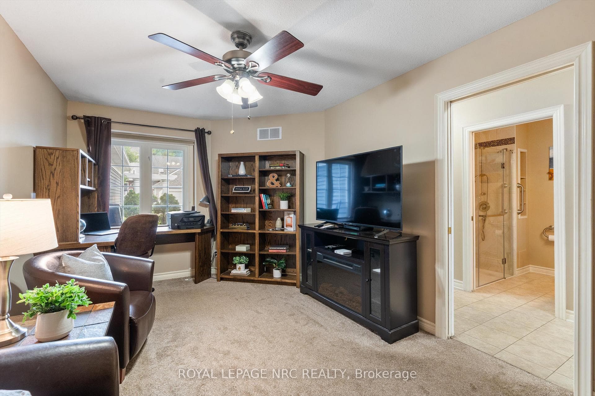 11 Lakeside Drive Unit 50 photo 18