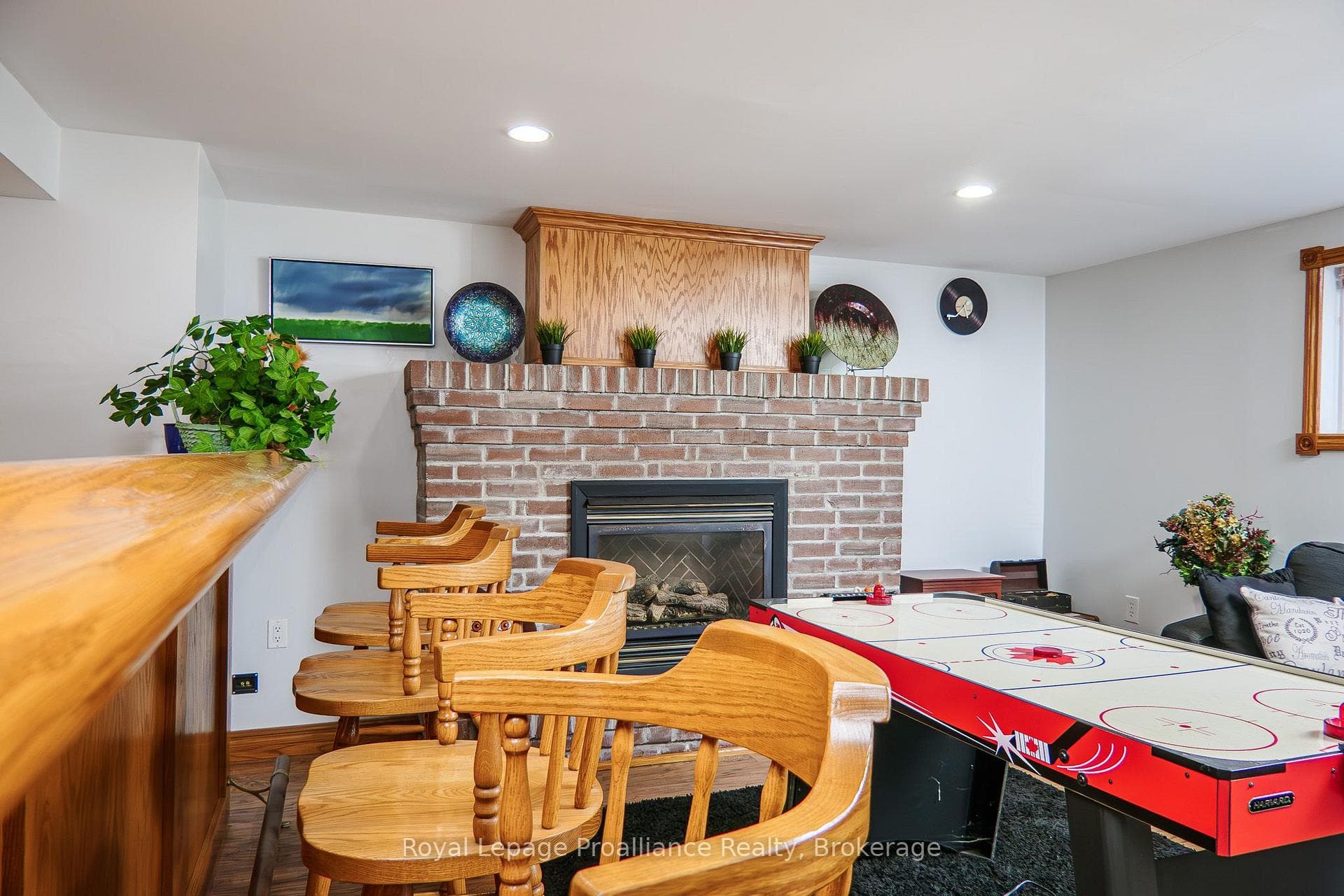 44 Ireland Drive photo 27