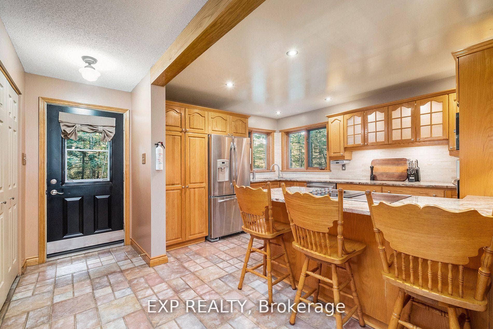 325 Haskins Road photo 4